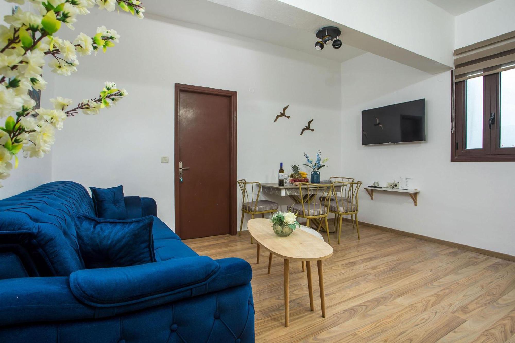 Bliss Luxury Apartment