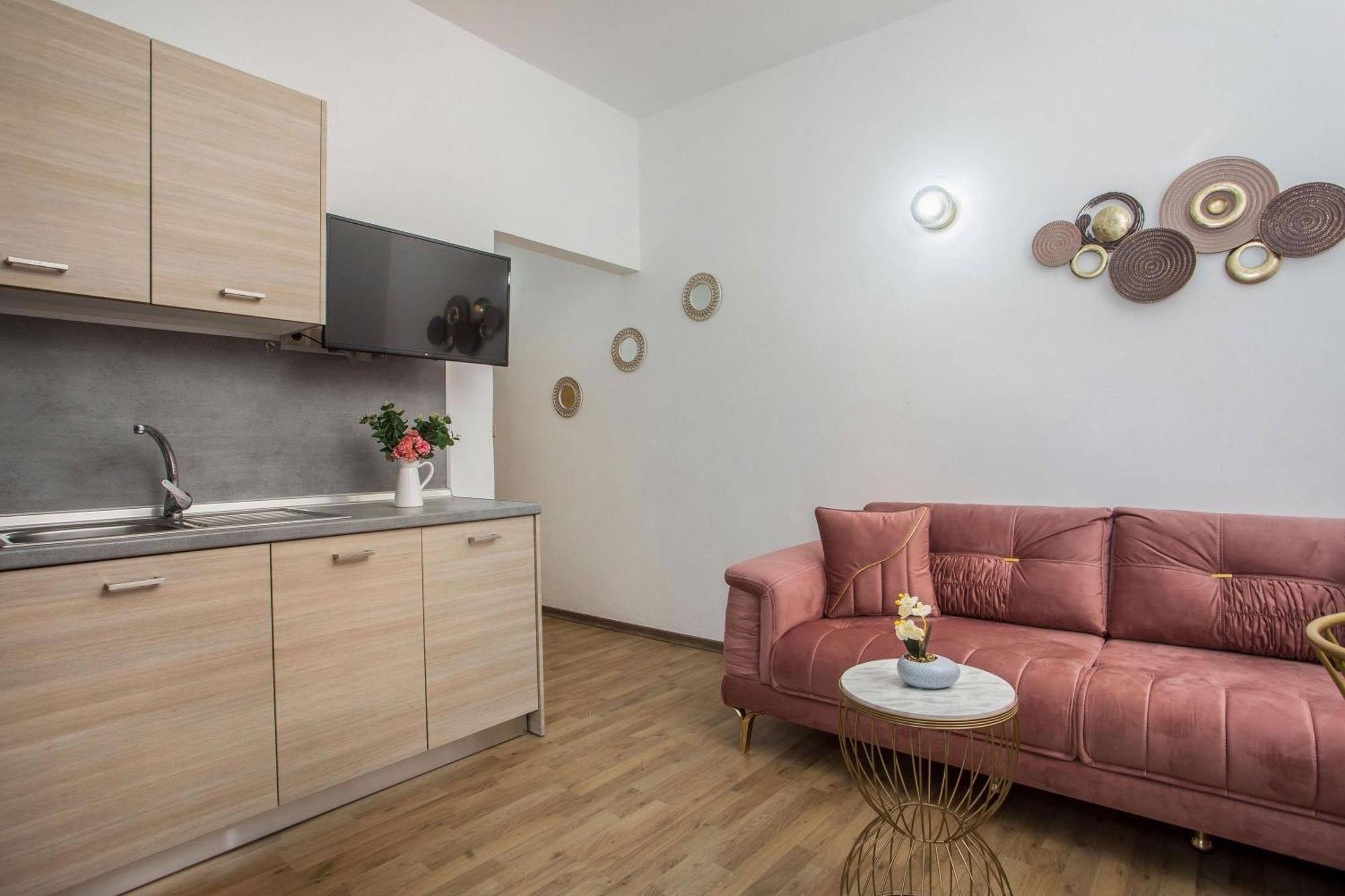 Bliss Luxury Apartment