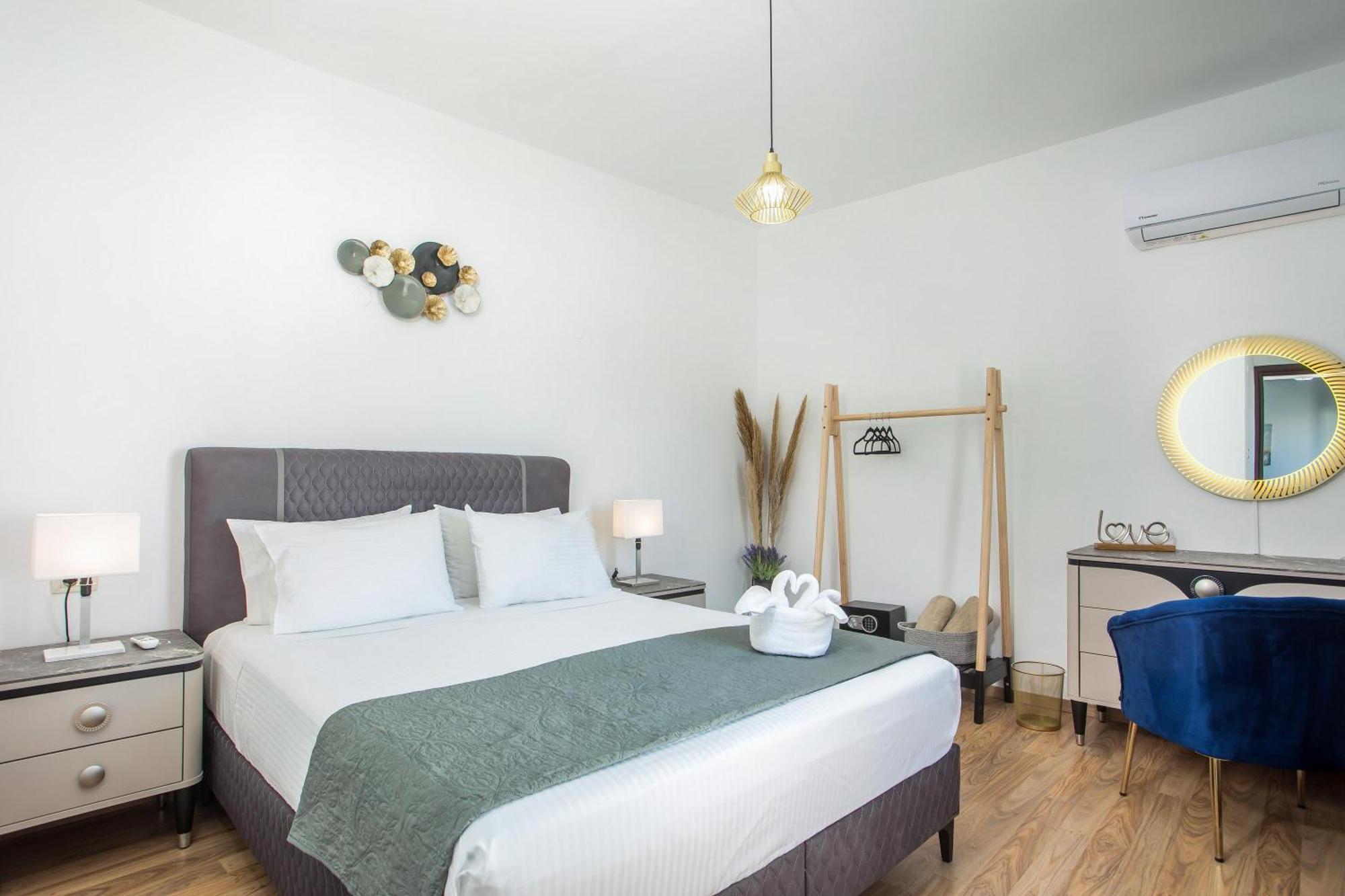 Bliss Luxury Apartment